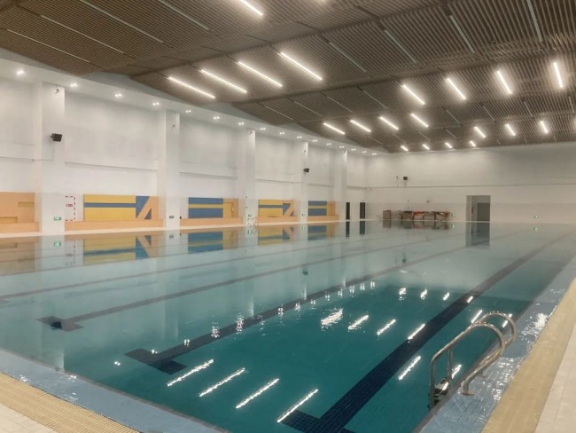 四川省宜宾市第三中学体育馆恒温游泳池